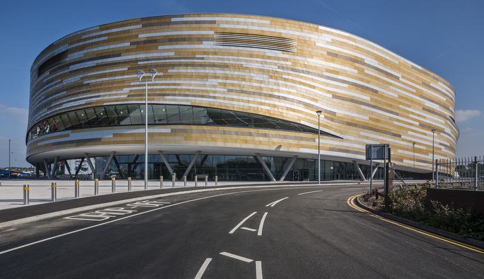 Why contractors need to appreciate manufacturers’ guidelines and specifications - Derby arena, a project by Fixing Point